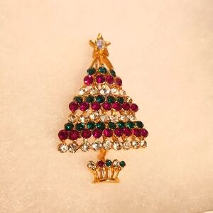 Eisenburg Christmas Brooch